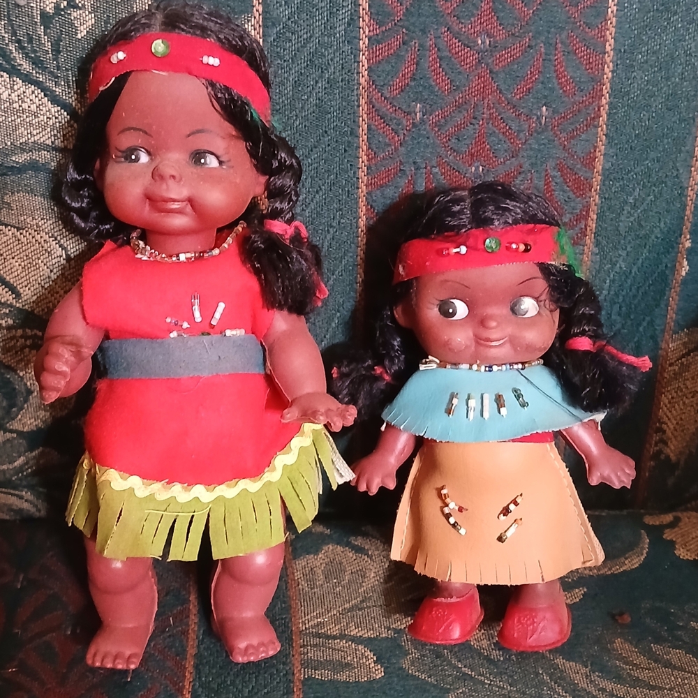 Colorful Native American-Inspired Dolls Set Vintage